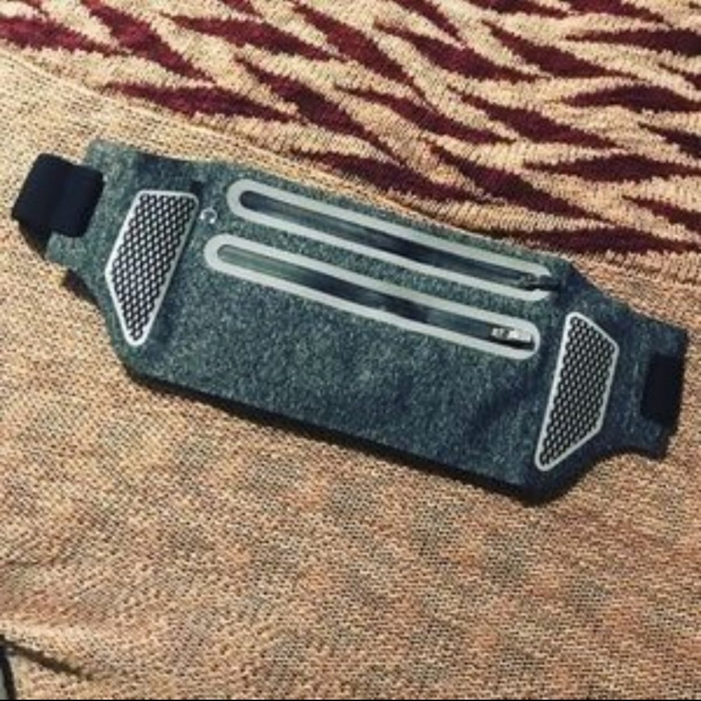 Ultra Light Slim Belt Bag
